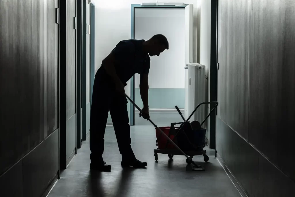 5 Reasons to Choose Nighttime Cleaning Services for Your Business